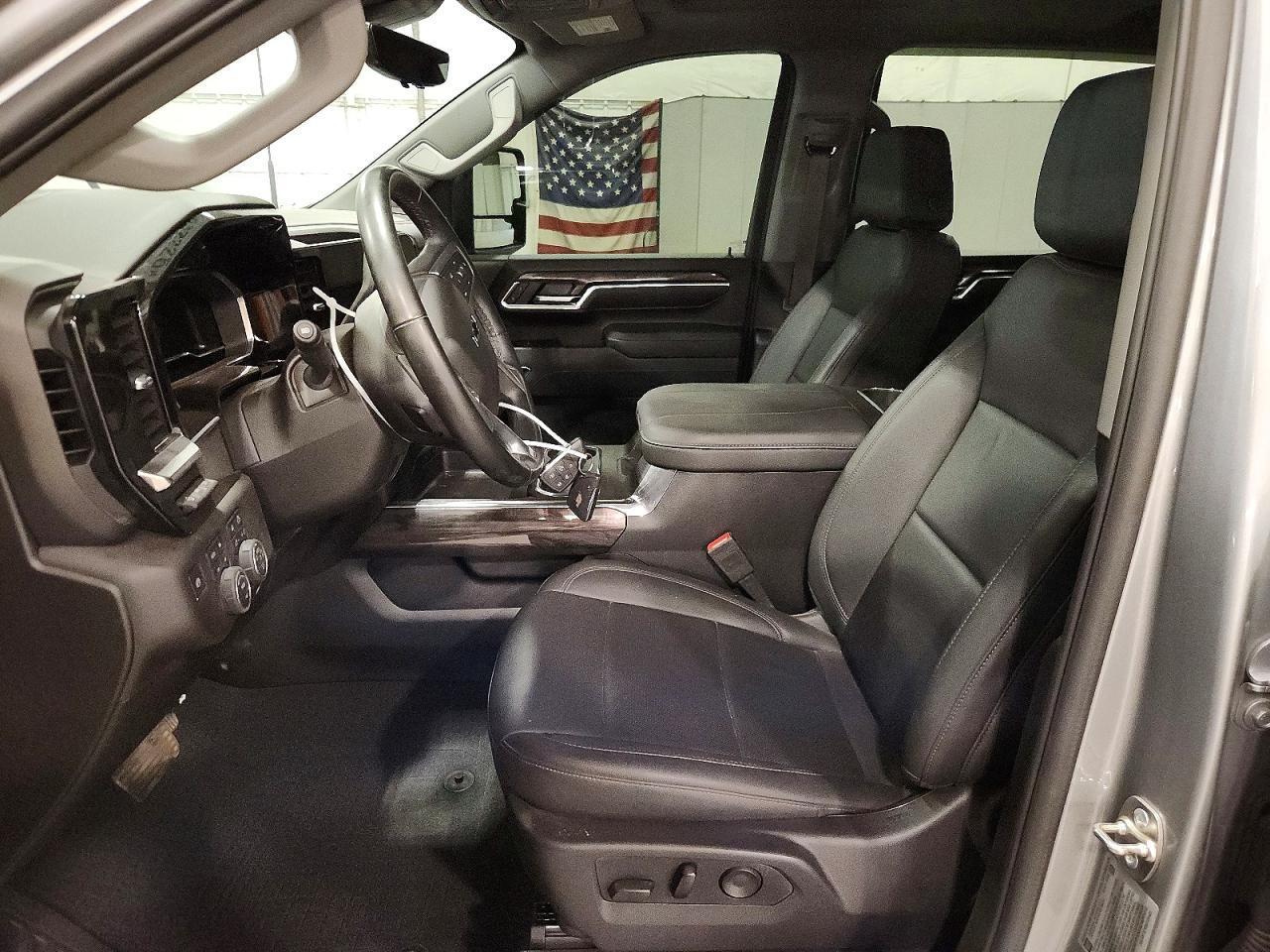 2025 Chevrolet Silverado K3500 LTZ