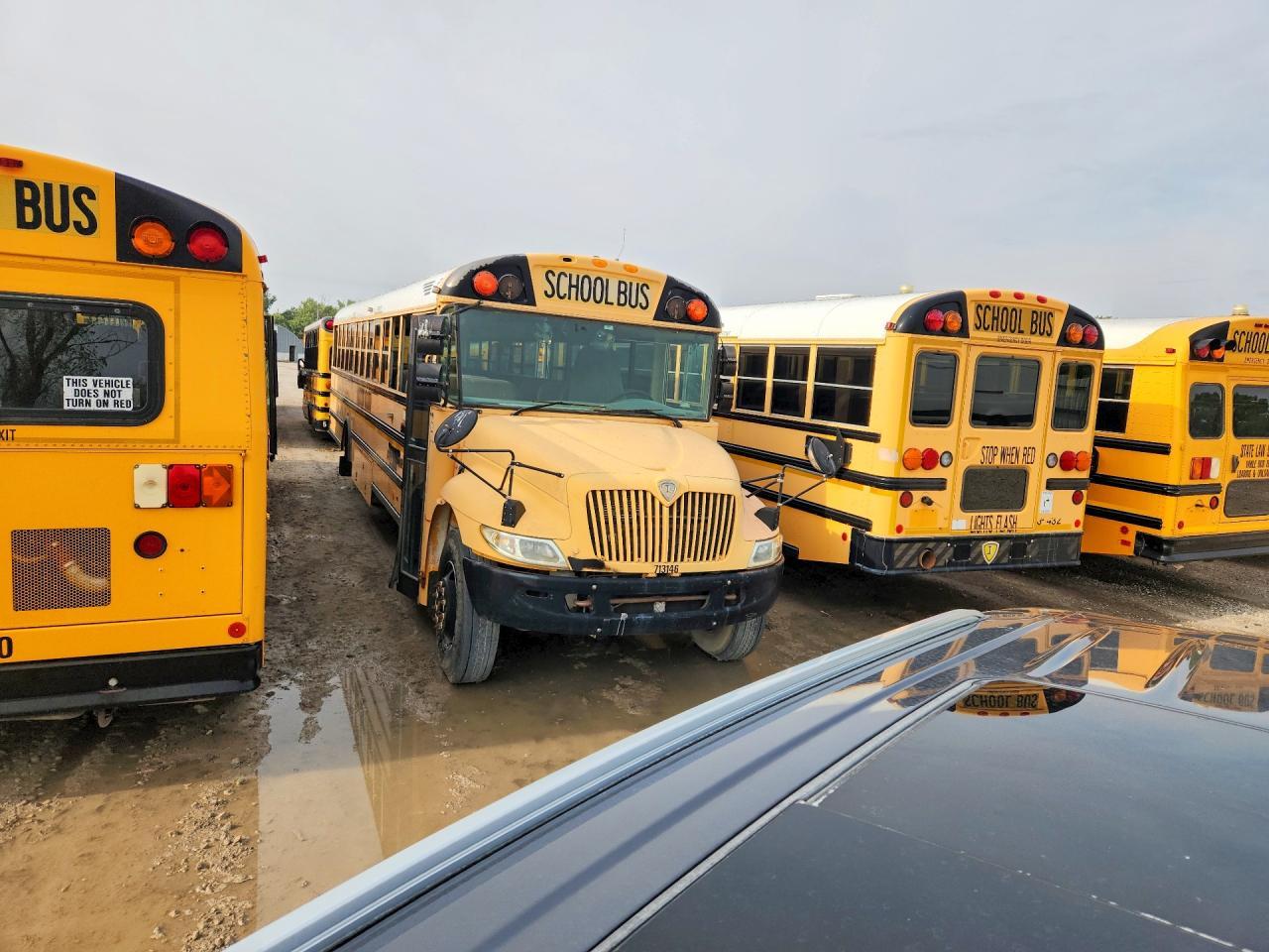 2007 Ic Corporation 2007 IC Bus PB105 School Bus