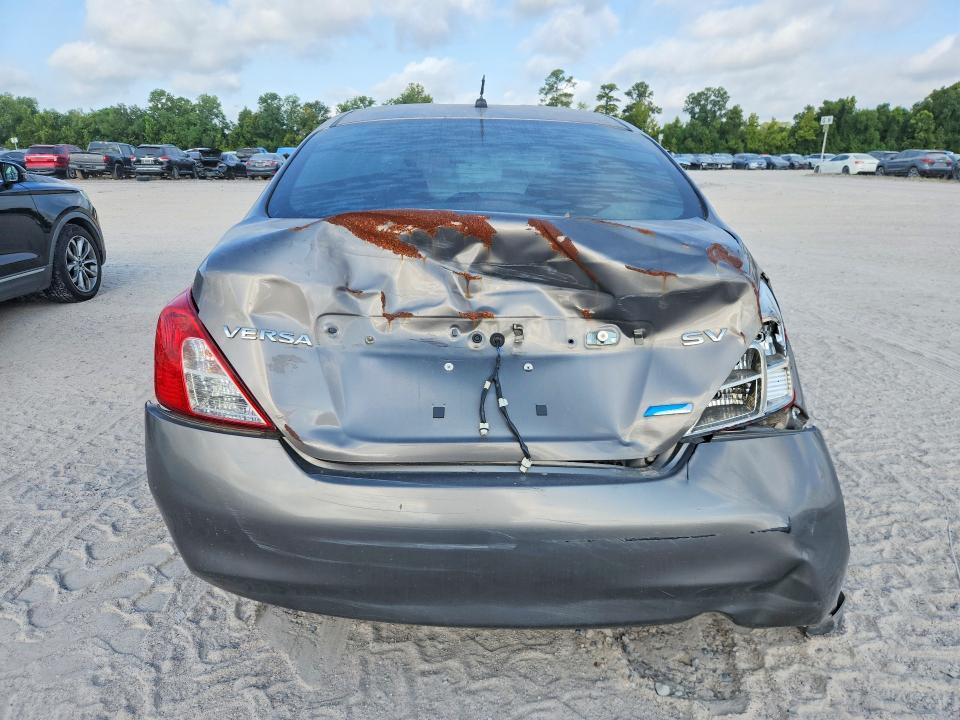 2012 Nissan Versa 1.6 S