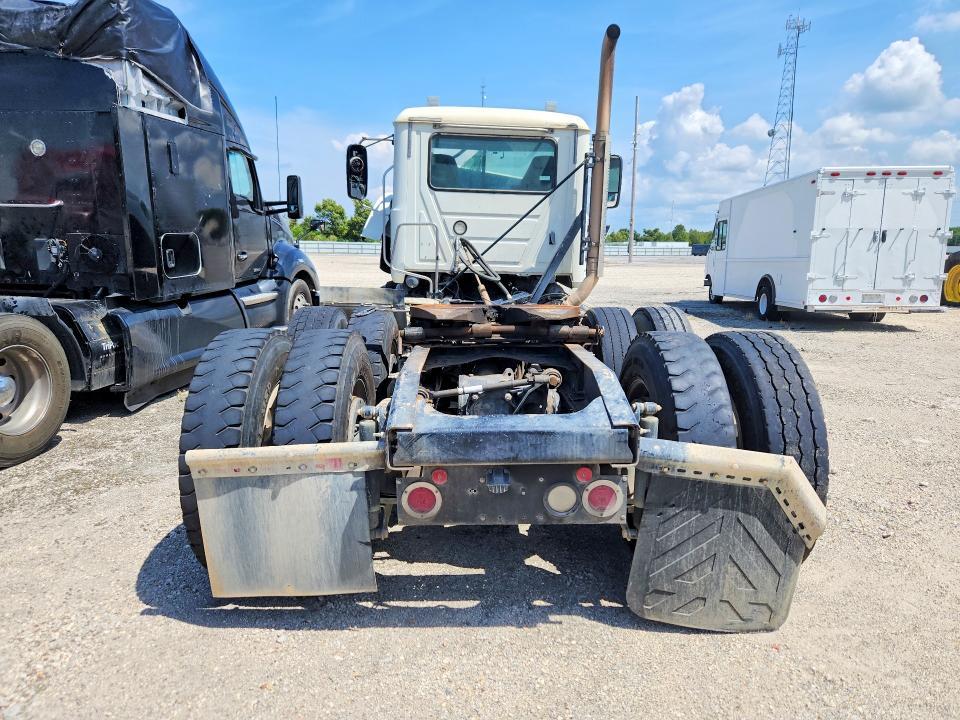 2018 Mack Pinnacle Semi Truck