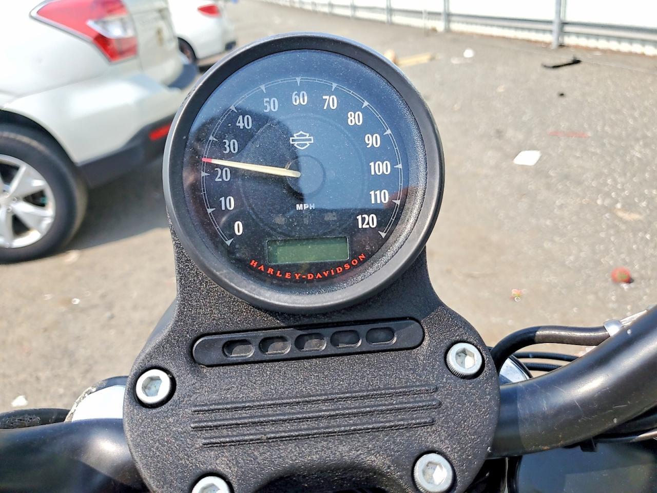 2014 Harley-Davidson XL883 Iron 883