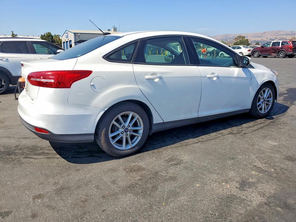 2017 Ford Focus se