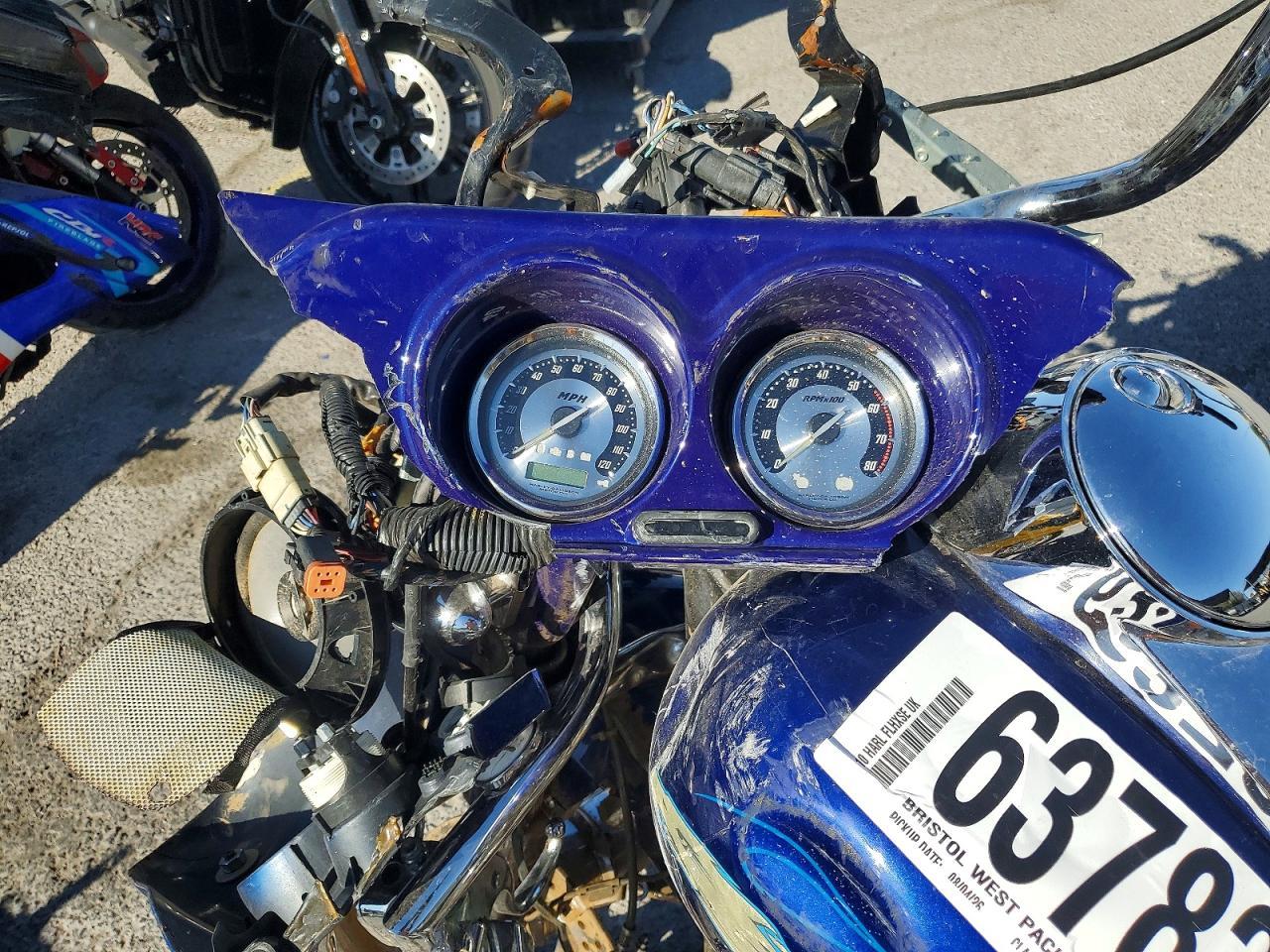 2010 Harley-Davidson Flhxse