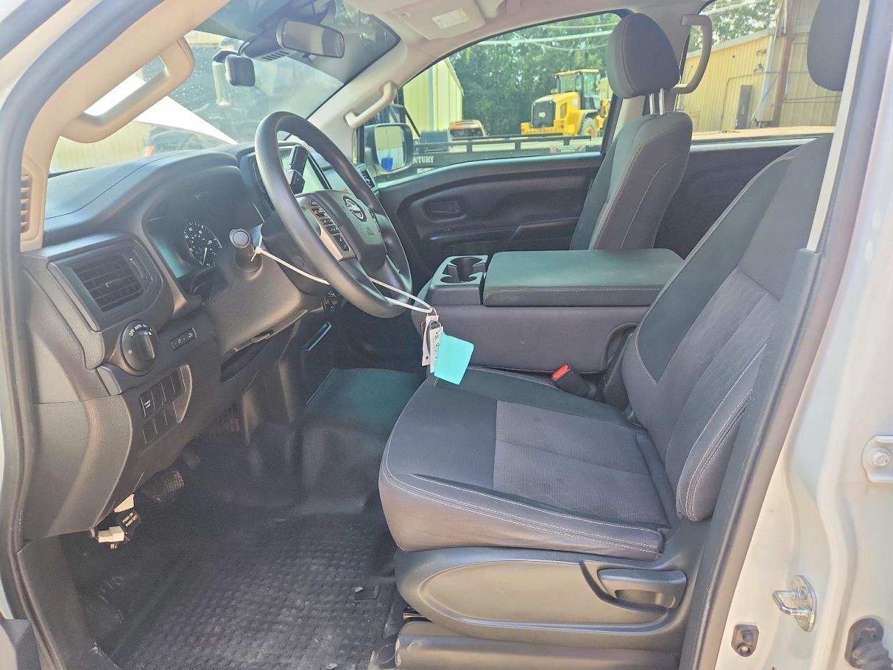 2023 Nissan Titan S
