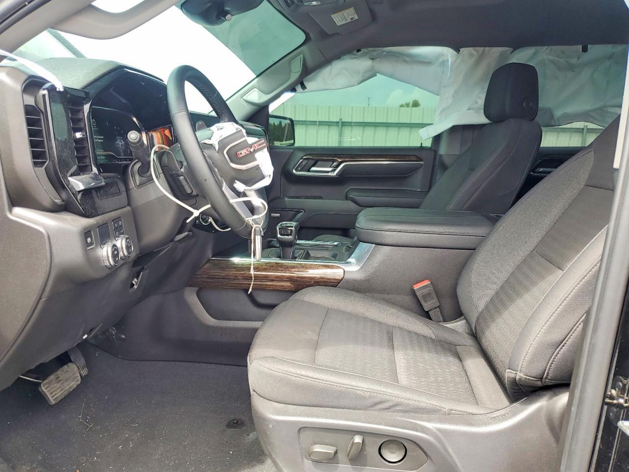 2025 GMC Sierra C1500 Elevation