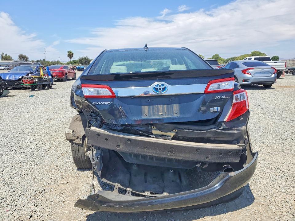 2013 Toyota Camry Hybrid xle