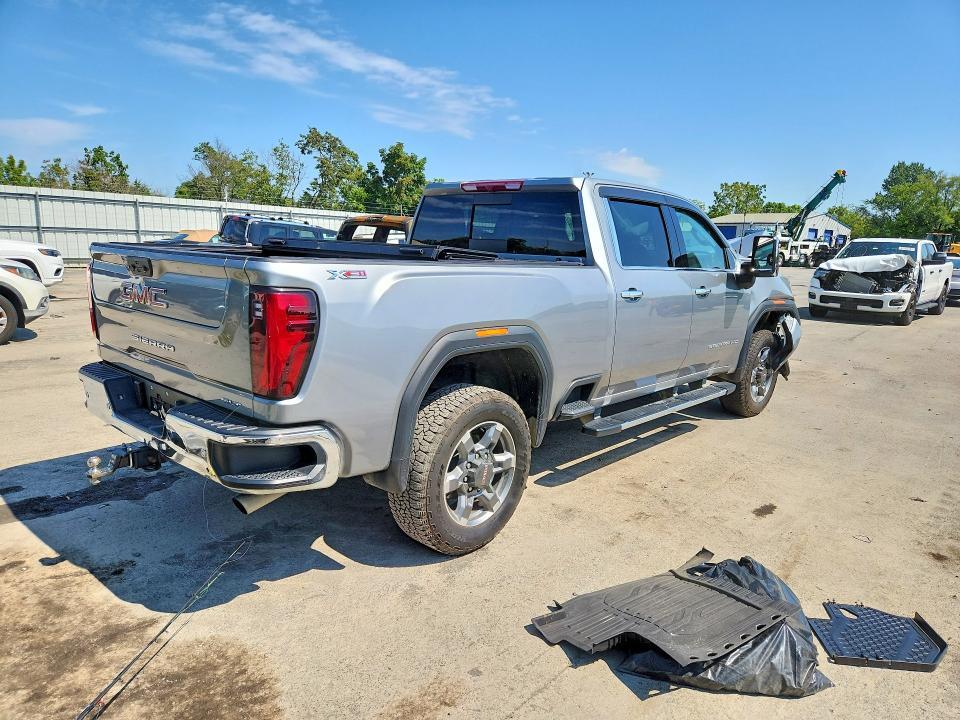 2025 GMC Sierra K2500 SLT