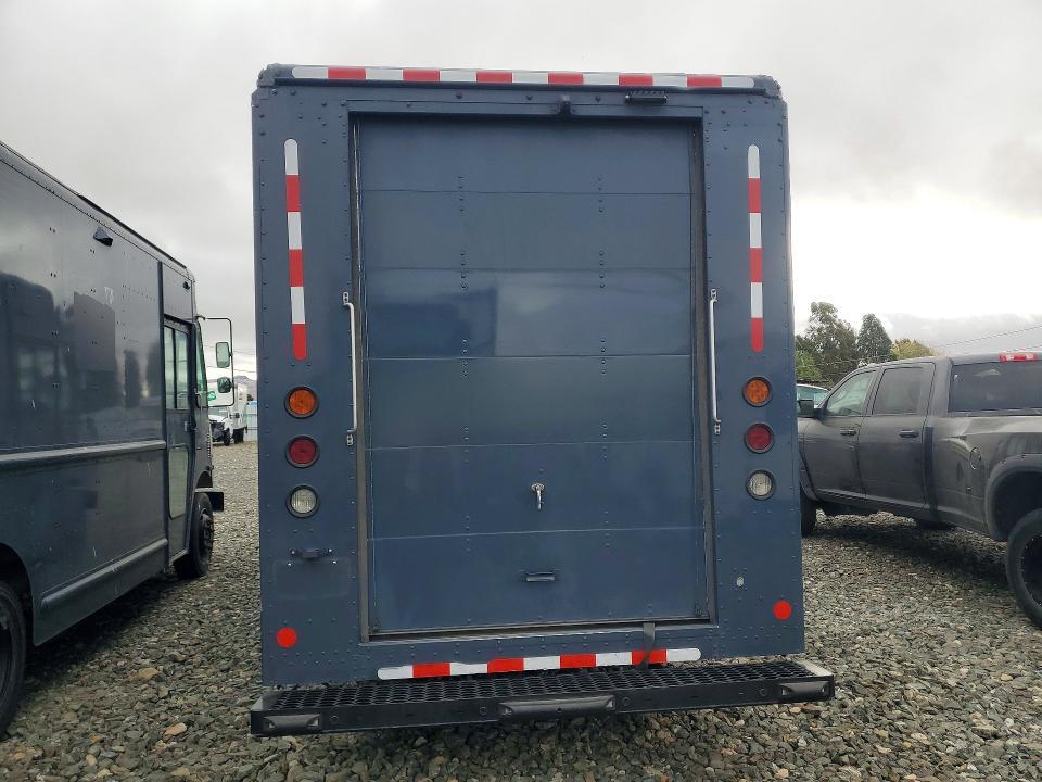 2020 Ford F59 Delivery Truck