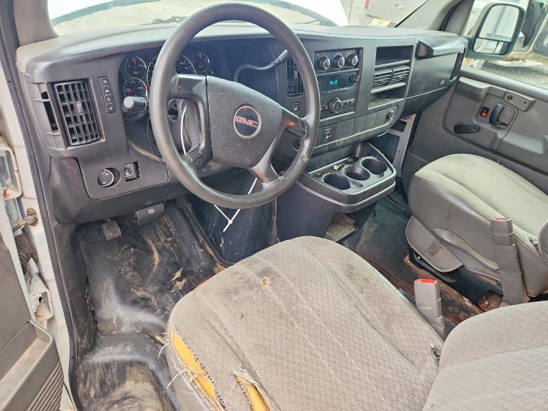 2009 GMC Savana Cutaway G3500