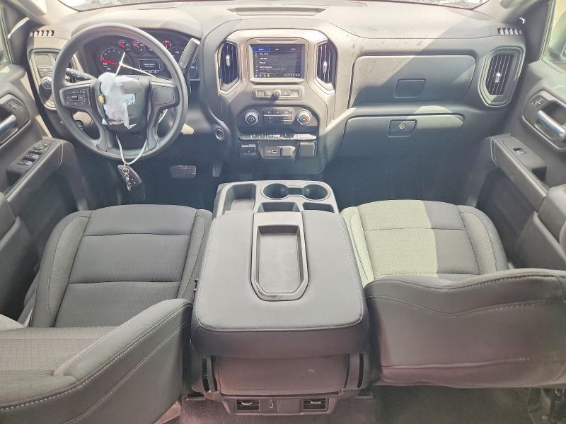 2025 Chevrolet Silverado C1500 Custom