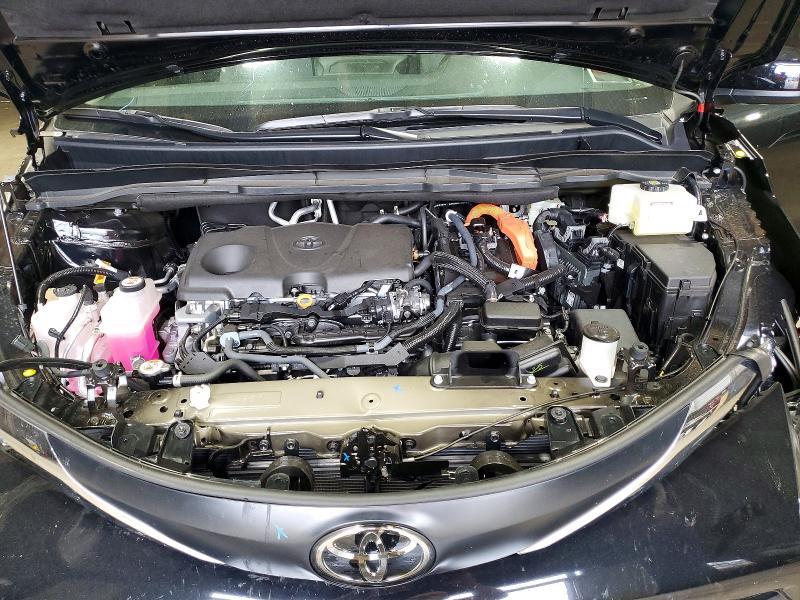 2026 Toyota Sienna XLE 7-PASSENGER