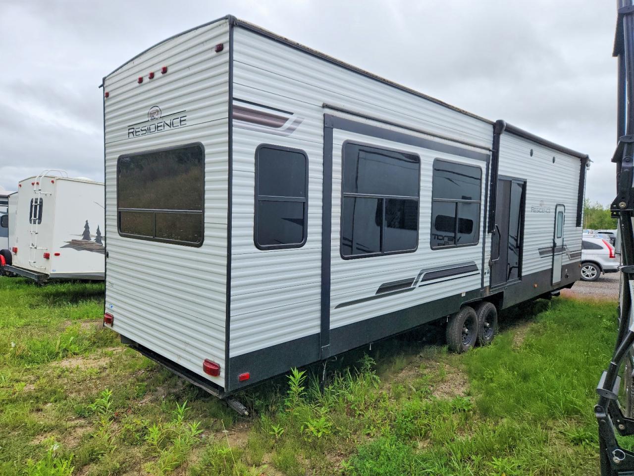 2023 Keystone Residence Camper