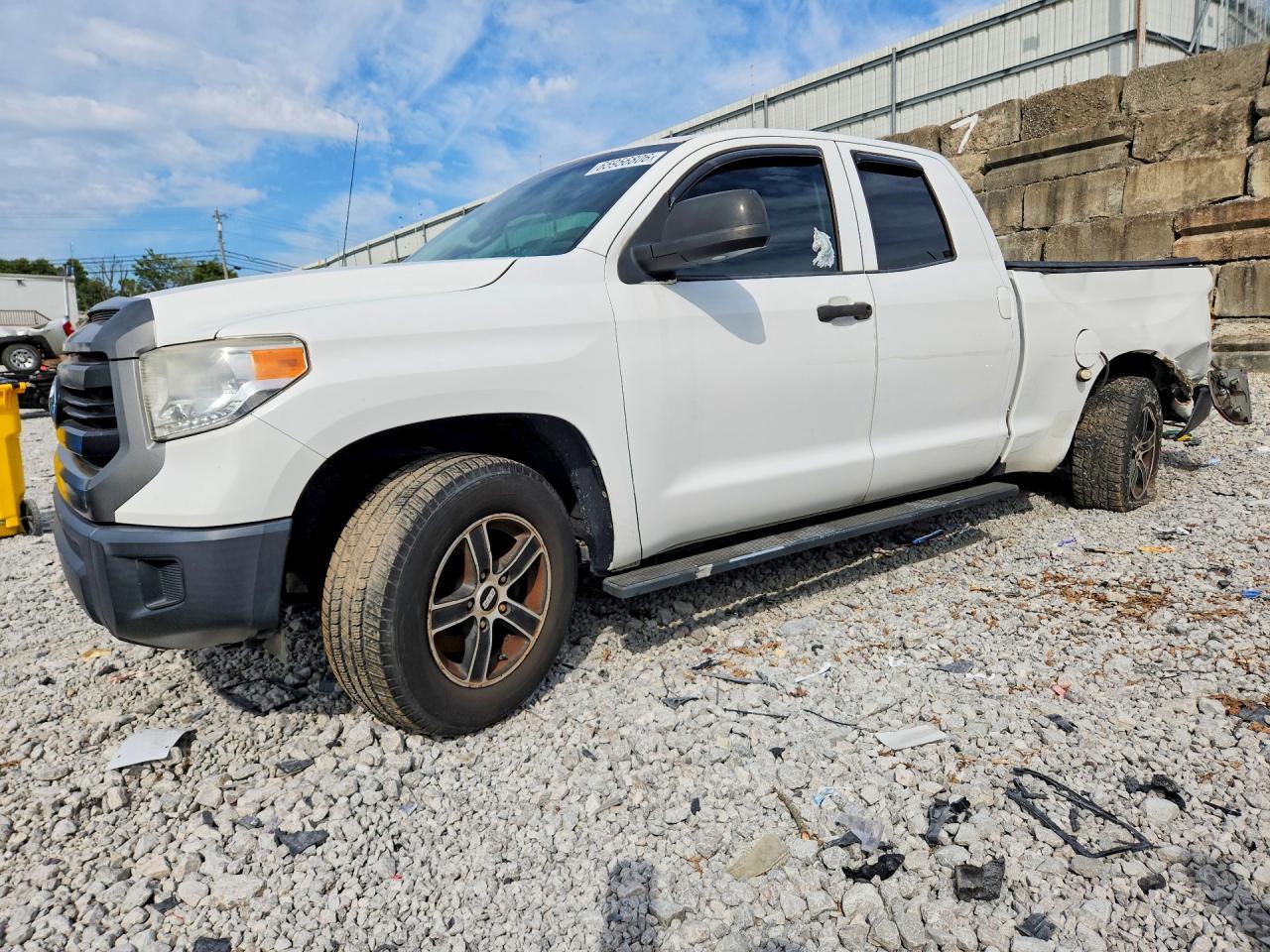 2017 Toyota Tundra SR