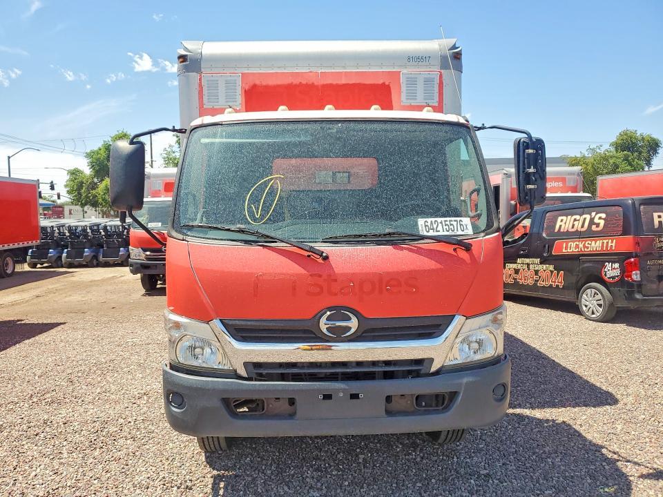 2018 Hino 195 BOX Truck