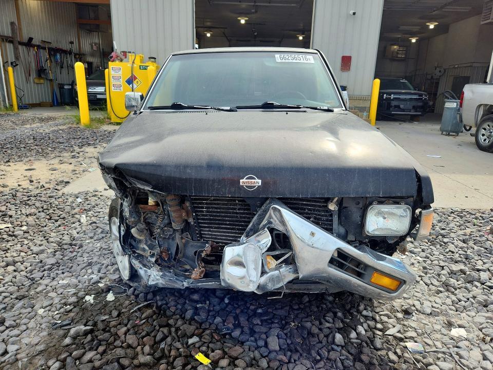 1997 Nissan Truck Base