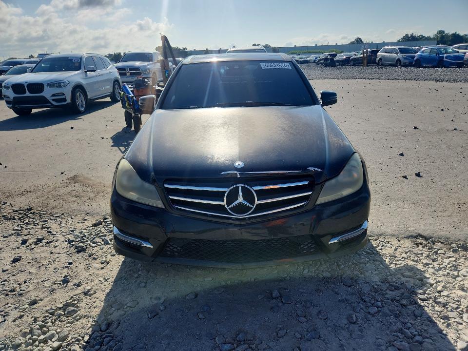 2014 Mercedes-Benz C 250