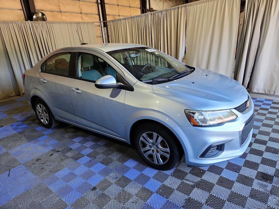 2017 Chevrolet Sonic ls