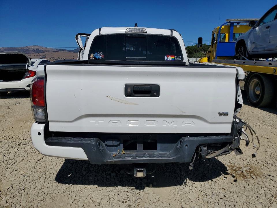 2022 Toyota Tacoma TRD OFF-Road