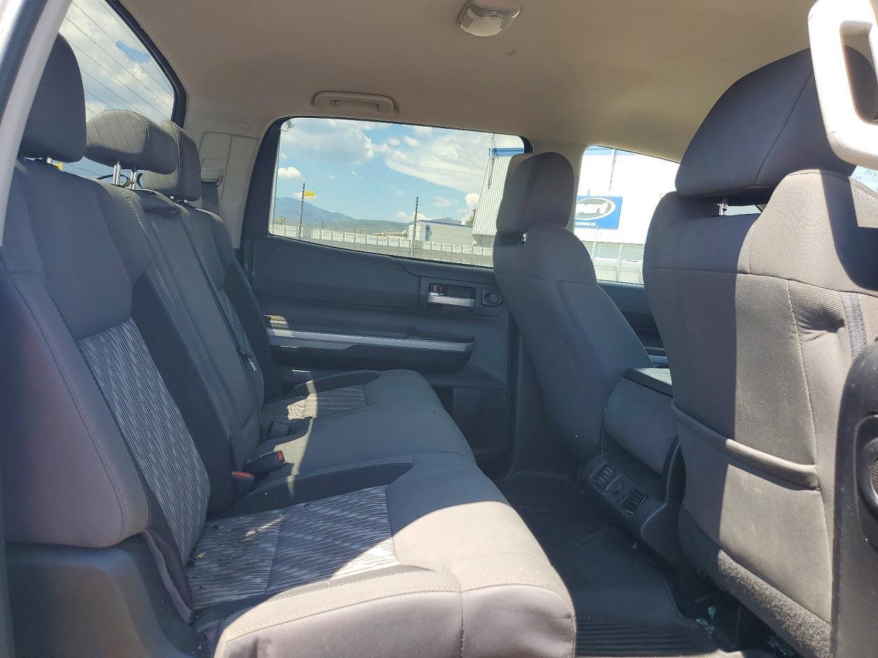 2018 Toyota Tundra Crewmax SR5
