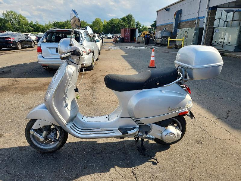 2009 Vespa LX 150