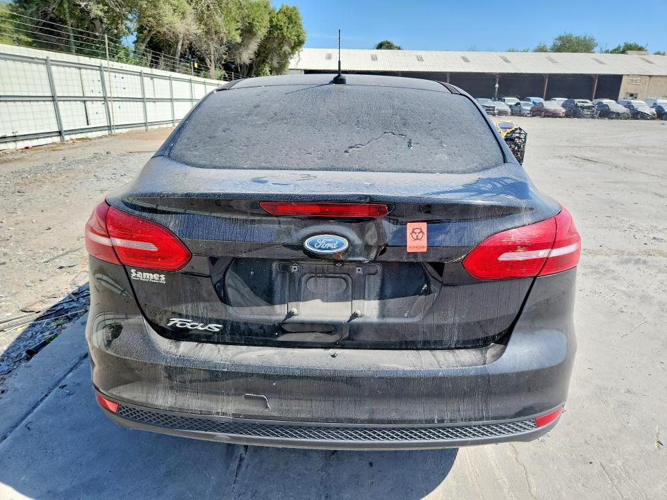 2018 Ford Focus s