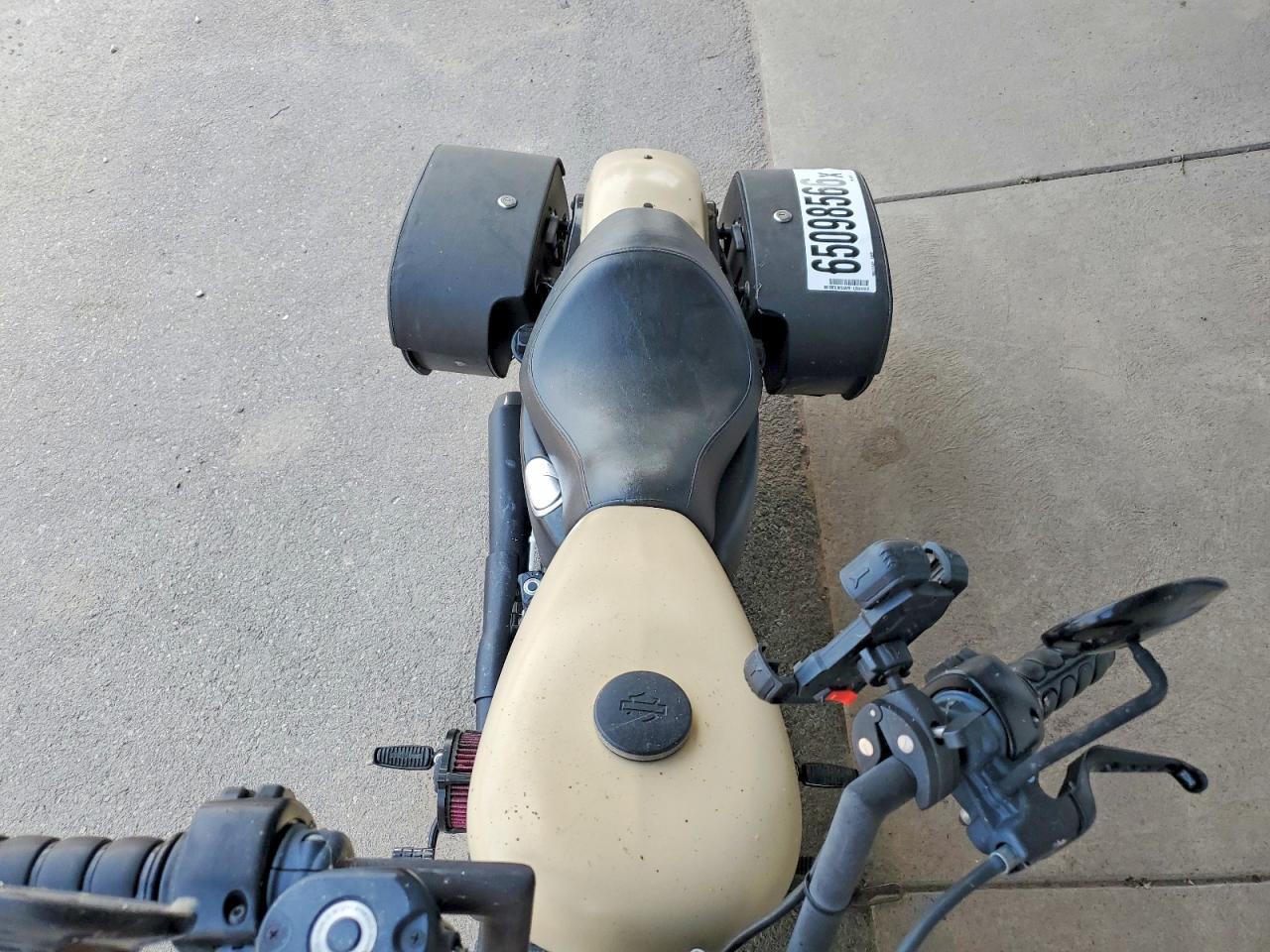 2015 Harley-Davidson XL883 Iron 883