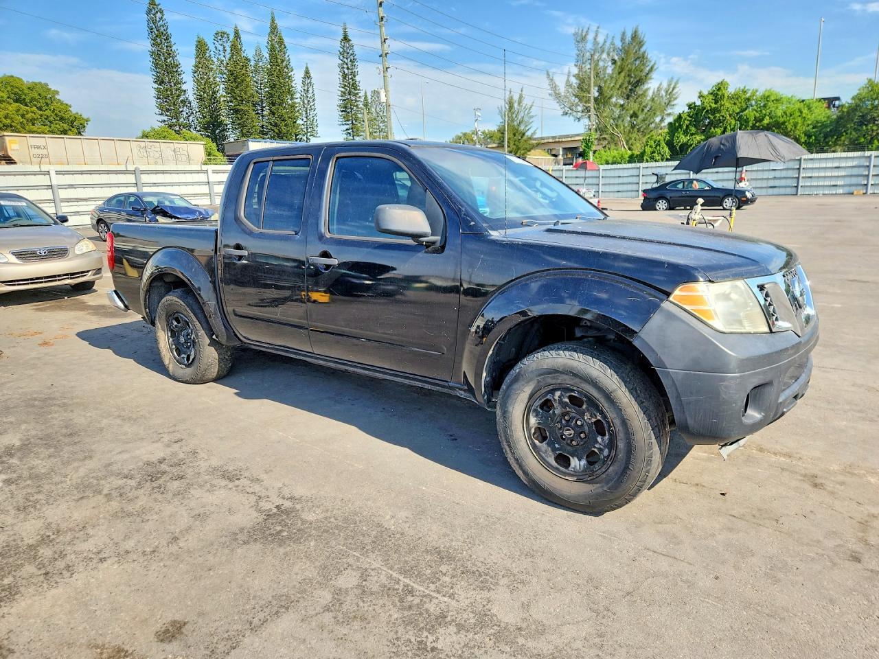2014 Nissan Frontier S