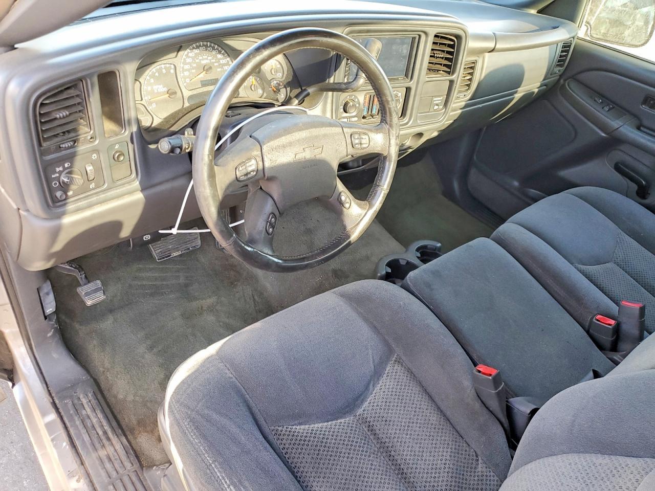 2004 Chevrolet Silverado C1500