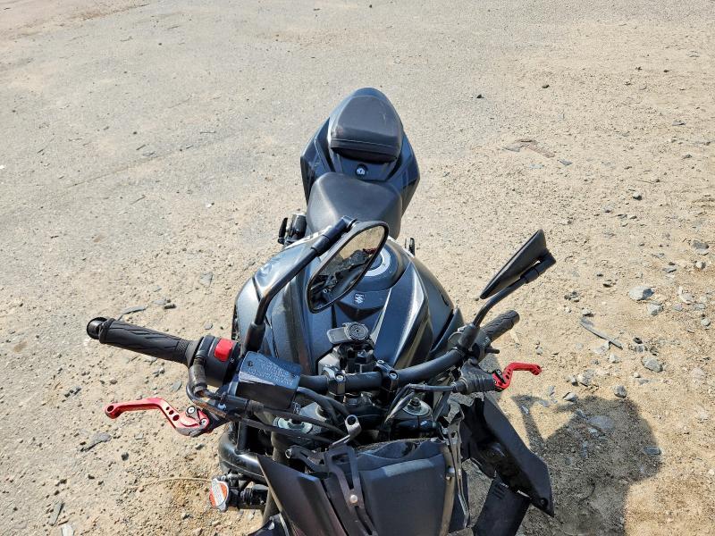 2022 Suzuki GSX-S750 M