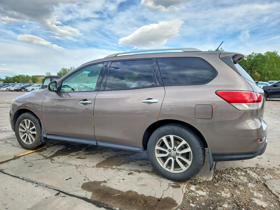 2013 Nissan Pathfinder s