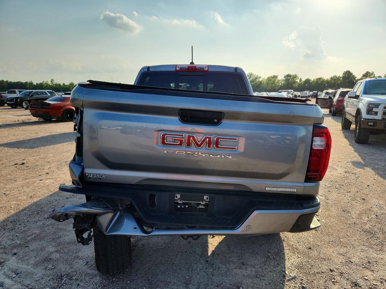 2024 GMC Canyon Elevation