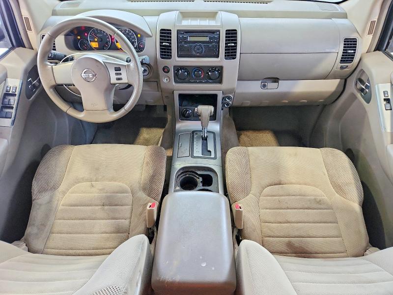 2011 Nissan Pathfinder s
