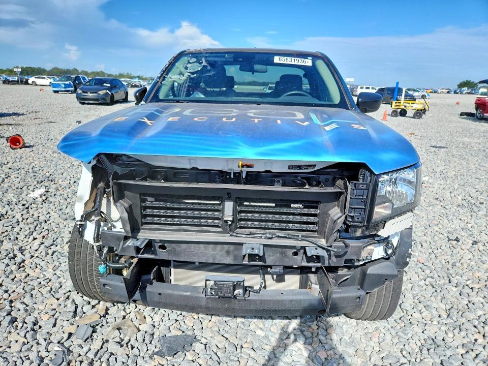 2024 Nissan Frontier S