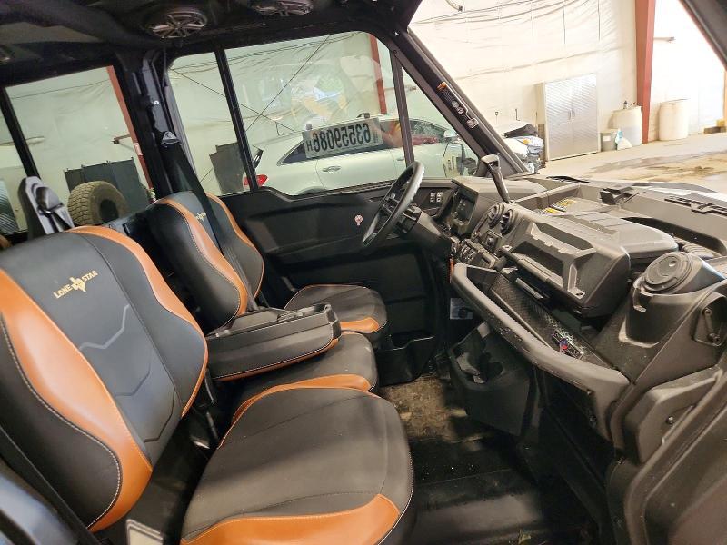 2023 Can-Am Defender Utility Vehicle