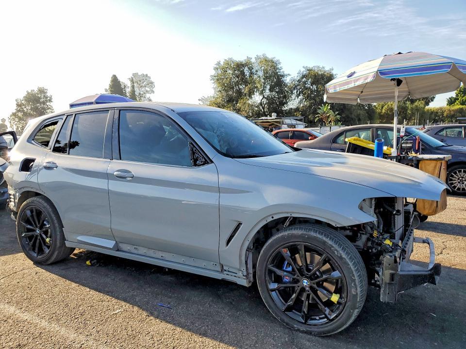 2022 BMW X3 M40i