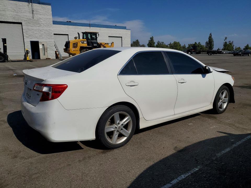 2014 Toyota Camry se
