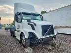 2016 Volvo VNL Semi Truck