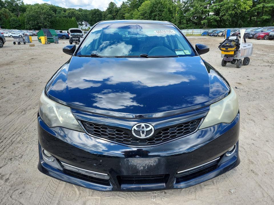 2013 Toyota Camry SE