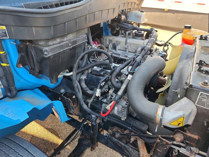 2015 International 4300M7 BOX Truck