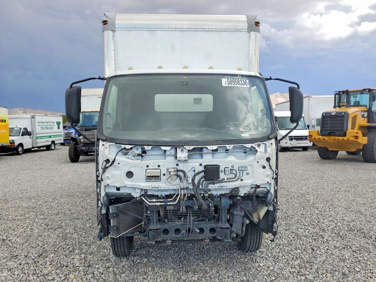 2019 Hino 195 BOX Truck
