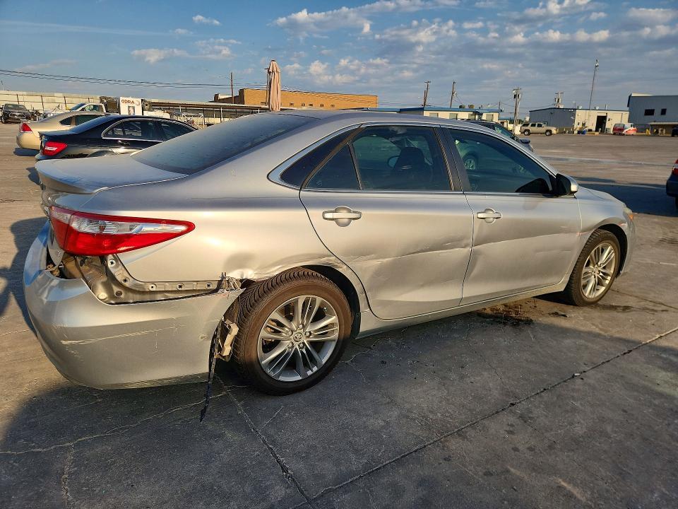 2015 Toyota Camry se
