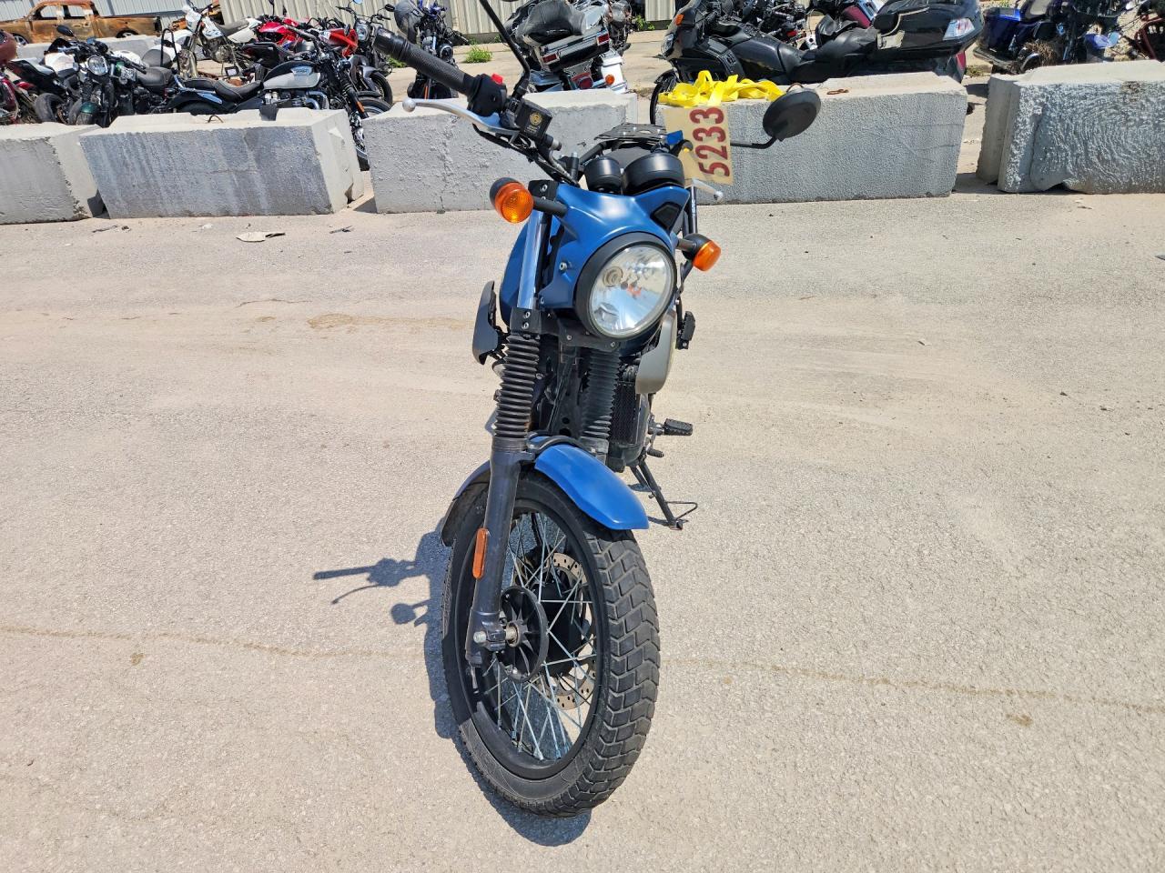 2023 Royal Enfield Motors Scram 411