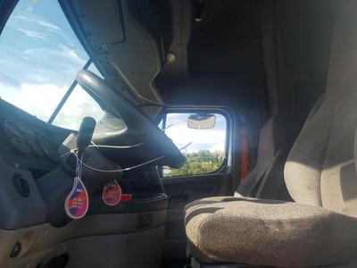 2019 Freightliner Cascadia 125 Semi Truck