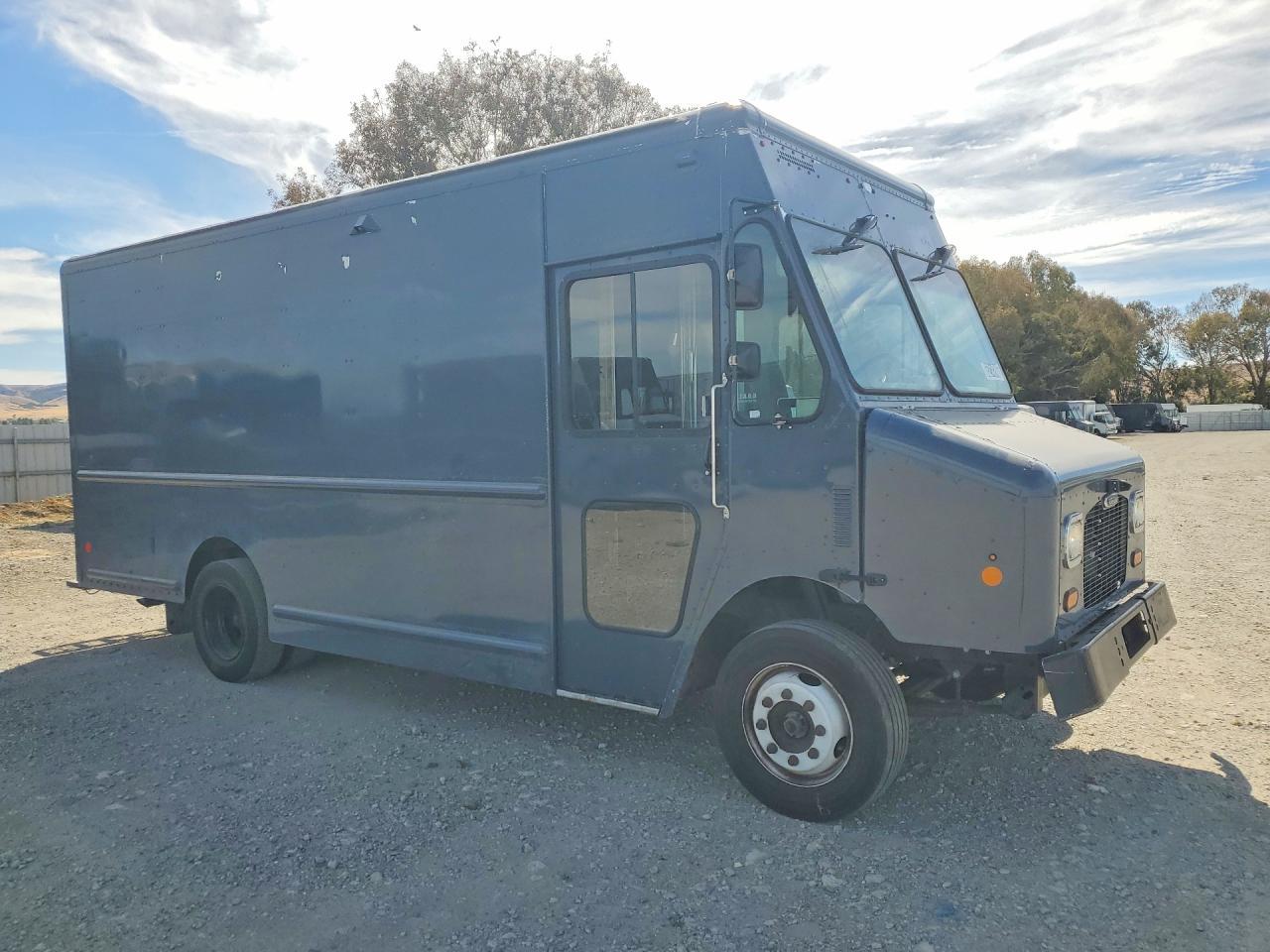 2020 Freightliner Chassis M Line WALK-IN Van