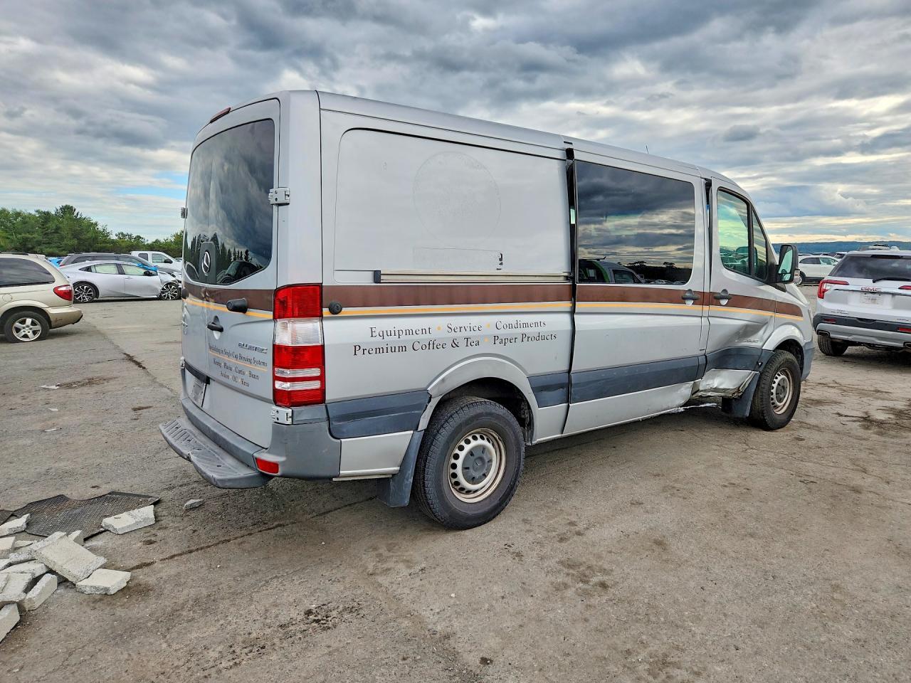 2015 Mercedes-Benz Sprinter 2500 Delivery Van