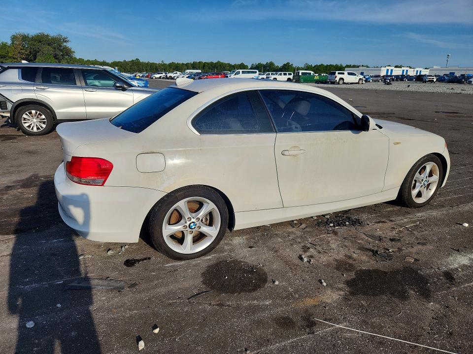 2011 BMW 128 i