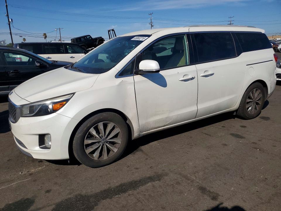 2015 KIA Sedona SX