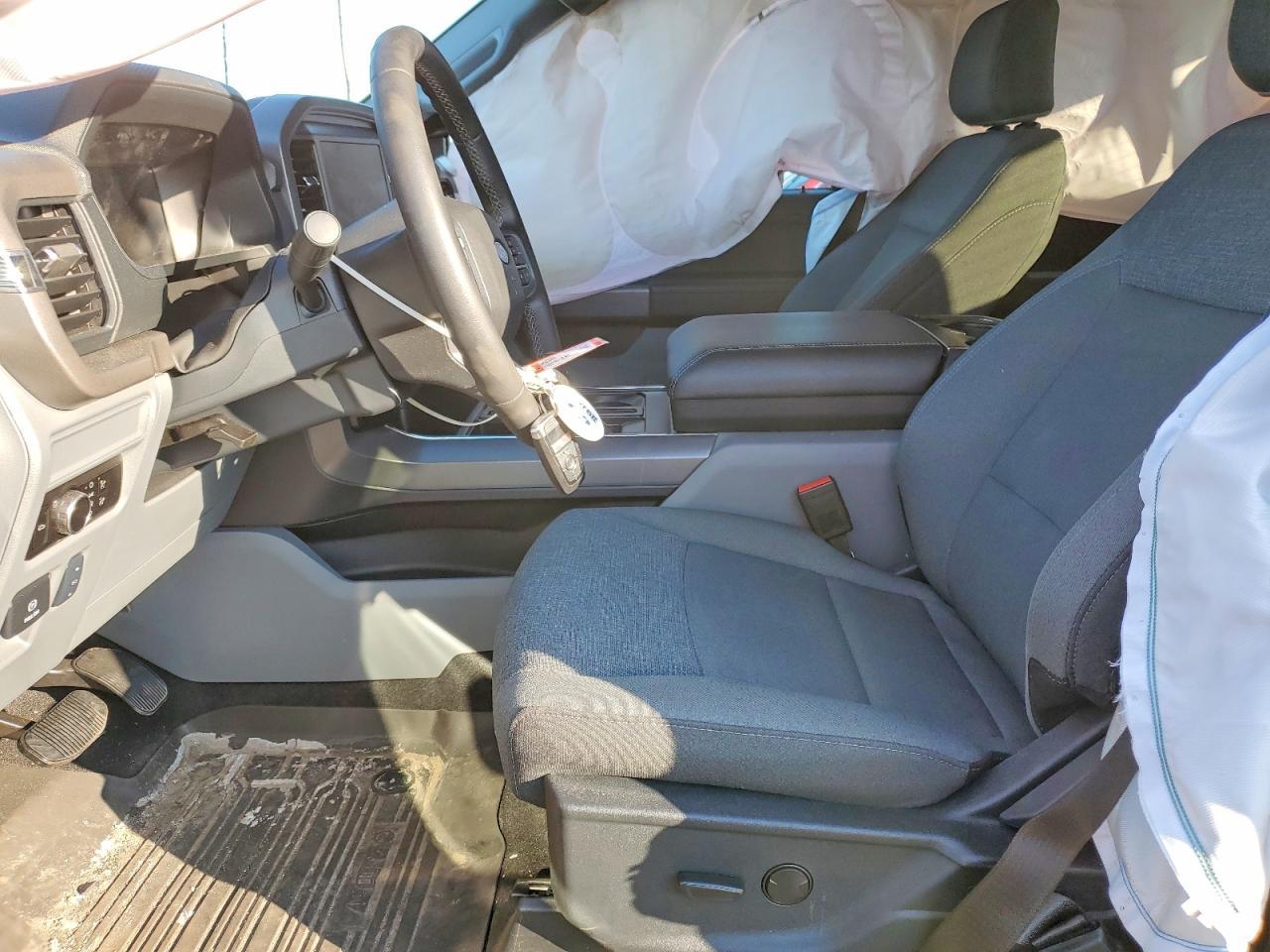 2025 Ford F150 Lightning XLT