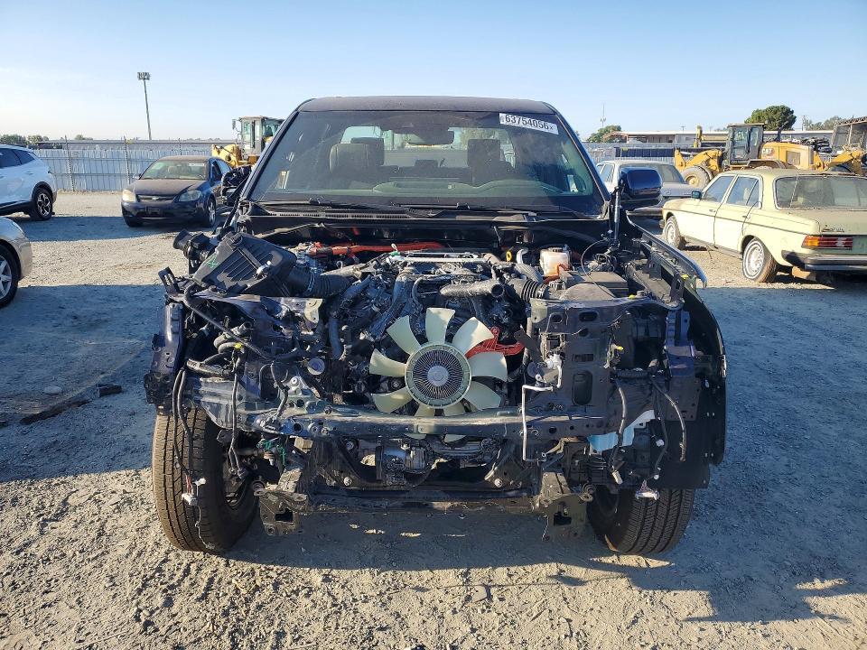 2025 Toyota Tundra Platinum HV