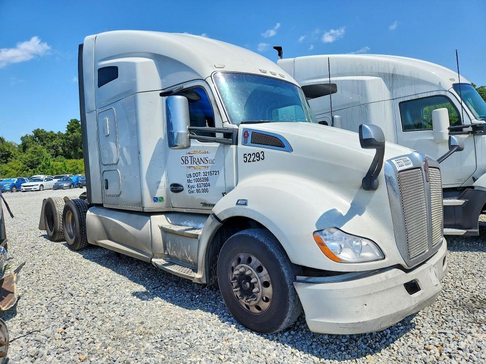 2020 Kenworth T680 Semi Truck